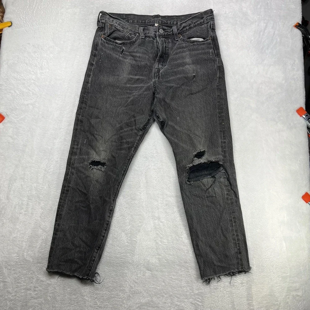 Levi's Straight Jeans Gray Denim Distressed Frayed Hem Button Fly‎ Classic 32X26